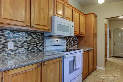 60083 Cheyenne Rd, Bend, OR 97702 photo 6