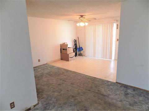 202 Cowlitz Ave, Umatilla, OR 97882 photo 11