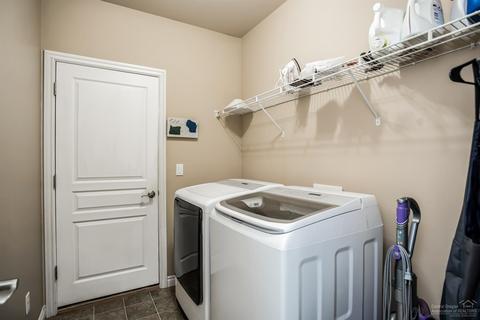 60918 Garrison Dr, Bend, OR 97702 photo 17