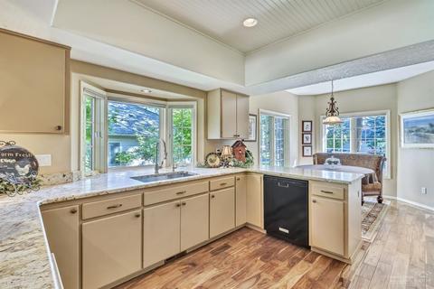 60840 Willow Creek Loop, Bend, OR 97702 photo 10