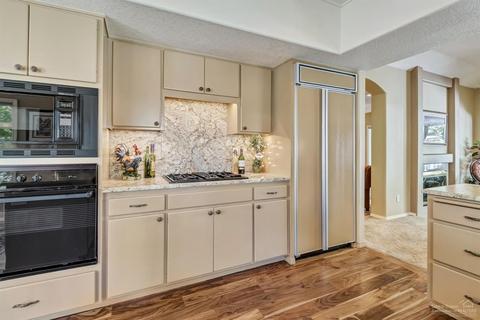 60840 Willow Creek Loop, Bend, OR 97702 photo 11