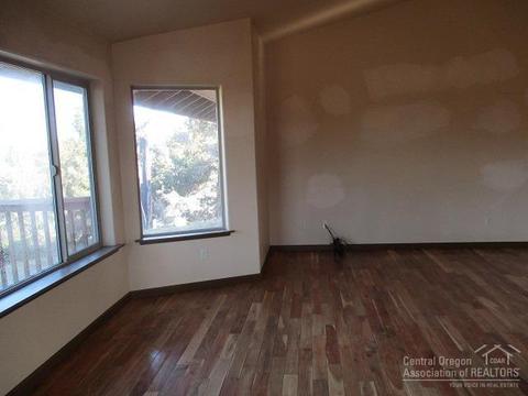 64620 Jan Dr, Bend, OR 97701 photo 6