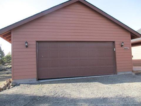 64620 Jan Dr, Bend, OR 97701 photo 4