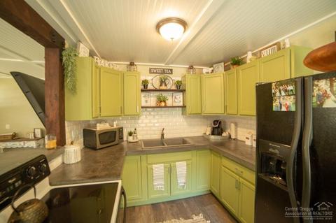 52576 Doe Ln, La Pine, OR 97739 photo 12
