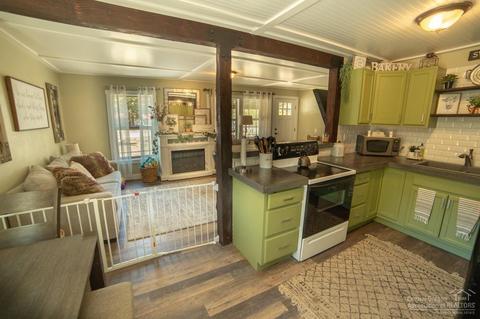 52576 Doe Ln, La Pine, OR 97739 photo 13