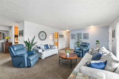 61056 Parrell Rd, Bend, OR 97702 photo 7