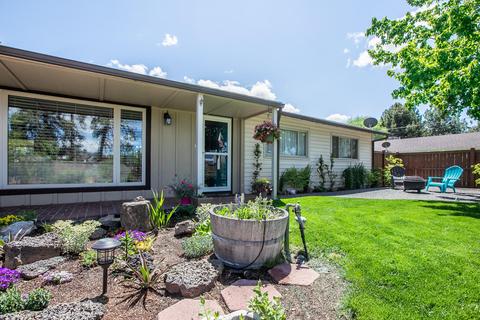 61056 Parrell Rd, Bend, OR 97702 photo 2