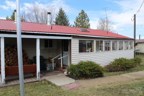 302 C Ave, Seneca, OR 97873 photo 2