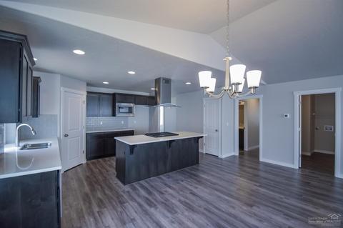20786 Beaumont Dr, Bend, OR 97701 photo 11