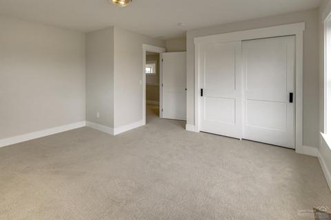 60073 SE Ruby Peak Loop, Bend, OR 97702 photo 18