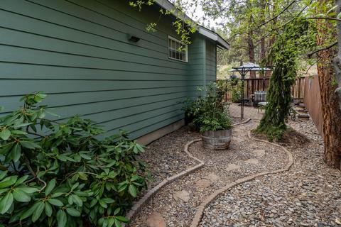 19590 Brookside Way, Bend, OR 97702 photo 18