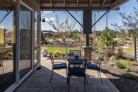 19319 Alianna Loop, Bend, OR 97702 photo 27