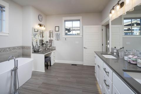 19319 Alianna Loop, Bend, OR 97702 photo 12