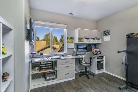 319 SE Springer Ct, Bend, OR 97702 photo 18