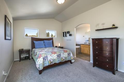 319 SE Springer Ct, Bend, OR 97702 photo 12