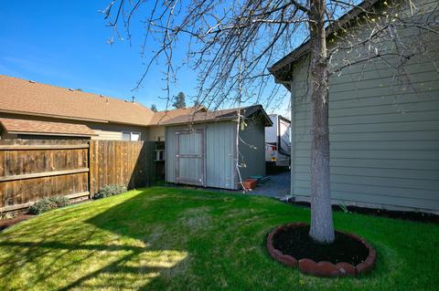 319 SE Springer Ct, Bend, OR 97702 photo 25