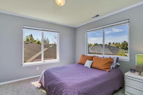 319 SE Springer Ct, Bend, OR 97702 photo 16