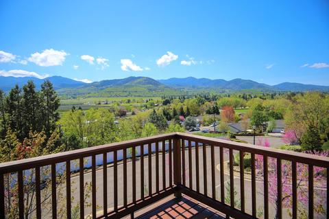 833 Amerman Dr, Phoenix, OR 97535 photo 16