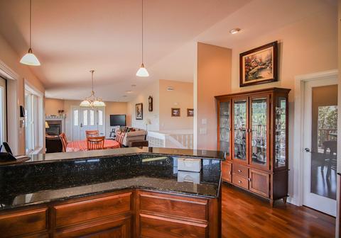 833 Amerman Dr, Phoenix, OR 97535 photo 8