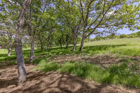 450 Quail Run, Eagle Point, OR 97524 photo 8