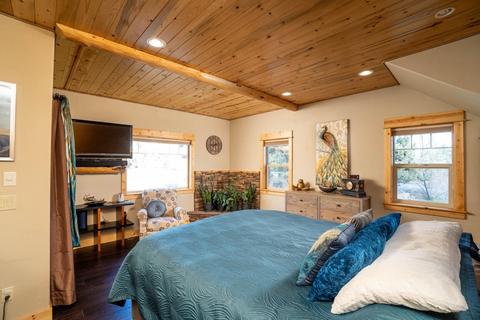 21916 Katie Dr, Bend, OR 97701 photo 10