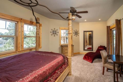 21916 Katie Dr, Bend, OR 97701 photo 5