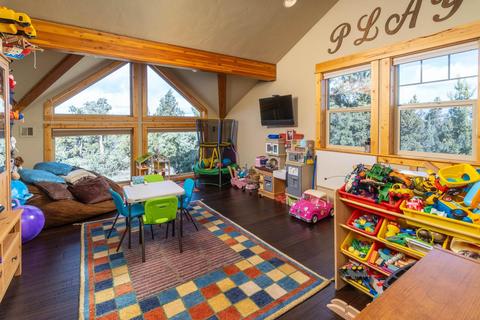 21916 Katie Dr, Bend, OR 97701 photo 17