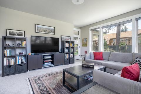 60870 SW Headwaters Loop, Bend, OR 97702 photo 13