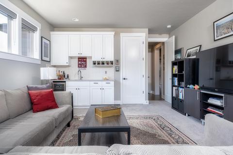 60870 SW Headwaters Loop, Bend, OR 97702 photo 14