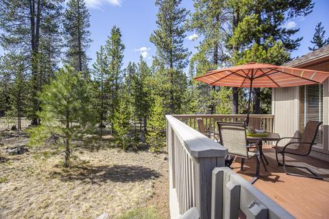 57667 Poplar Ln, Sunriver, OR 97707 photo 1