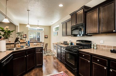 61146 Snowbrush Dr, Bend, OR 97702 photo 13