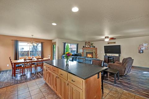 21160 Ritz Pl, Bend, OR 97702 photo 9