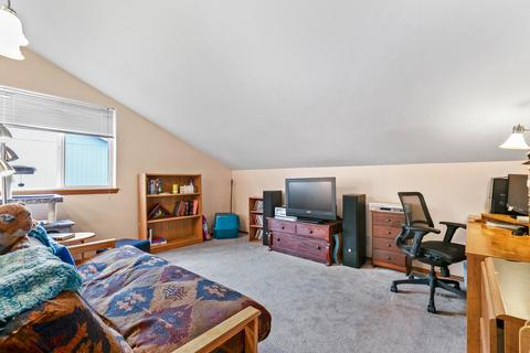 905 NE Locksley Dr, Bend, OR 97701 photo 18
