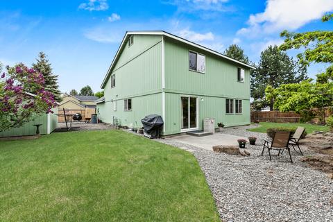 905 NE Locksley Dr, Bend, OR 97701 photo 23