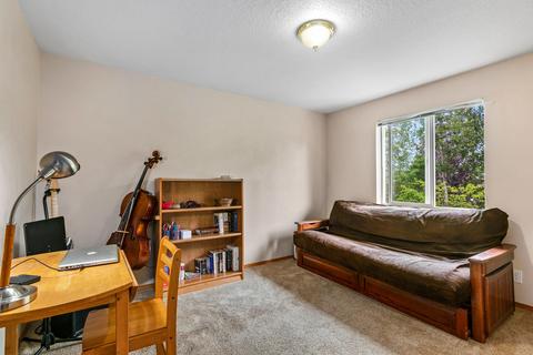 905 NE Locksley Dr, Bend, OR 97701 photo 15