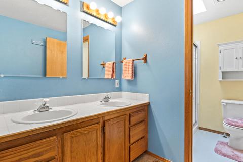 905 NE Locksley Dr, Bend, OR 97701 photo 13