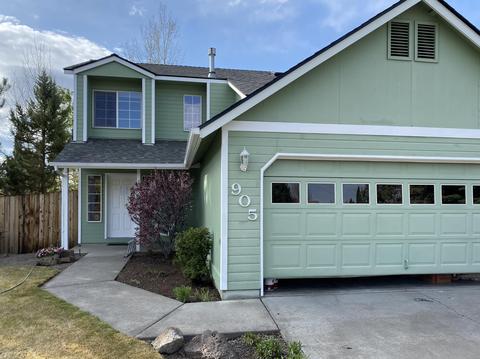 905 NE Locksley Dr, Bend, OR 97701 photo 3