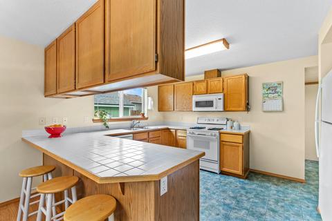 905 NE Locksley Dr, Bend, OR 97701 photo 7