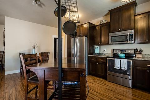 395 Live Oak Loop, Central Point, OR 97502 photo 9