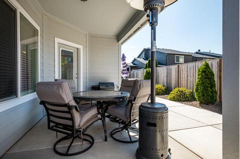 395 Live Oak Loop, Central Point, OR 97502 photo 23