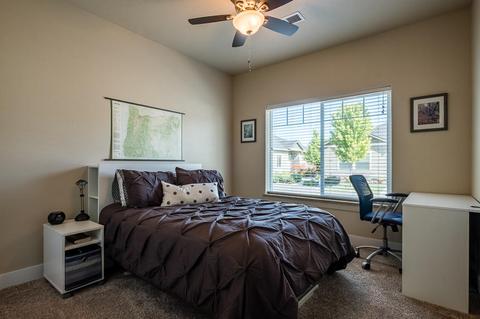 395 Live Oak Loop, Central Point, OR 97502 photo 15