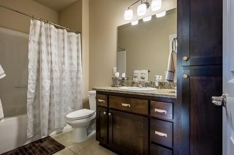 395 Live Oak Loop, Central Point, OR 97502 photo 16