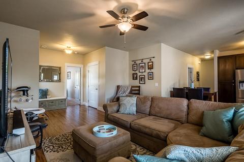 395 Live Oak Loop, Central Point, OR 97502 photo 6