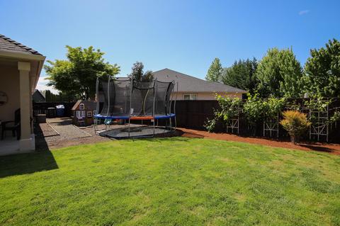 977 Fairview Ct, Eagle Point, OR 97524 photo 12