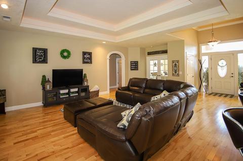 977 Fairview Ct, Eagle Point, OR 97524 photo 4