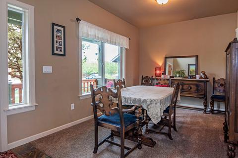61644 Kaci Ln, Bend, OR 97702 photo 3