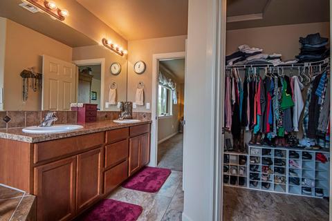 61644 Kaci Ln, Bend, OR 97702 photo 14