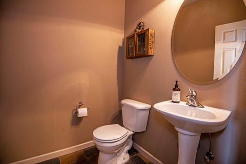 61644 Kaci Ln, Bend, OR 97702 photo 4
