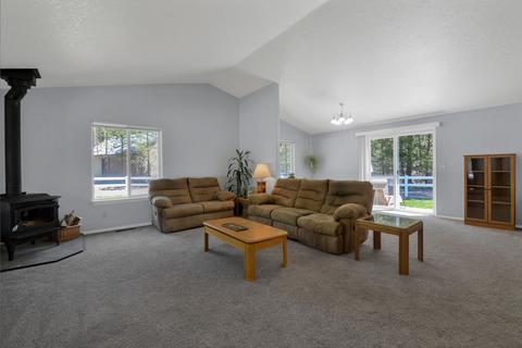 52160 Dustan Rd, La Pine, OR 97739 photo 5