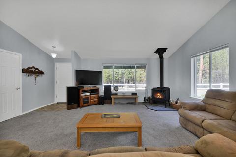 52160 Dustan Rd, La Pine, OR 97739 photo 7